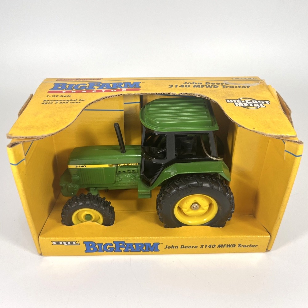 Ertl Big Farm 1/32 Die Cast Metal John Deere 3140 MFWD Model Tractor No.5696
